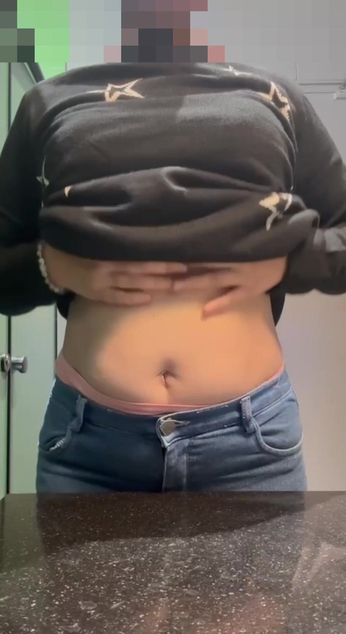 Hot Indian mommy: Indická žena striptýz