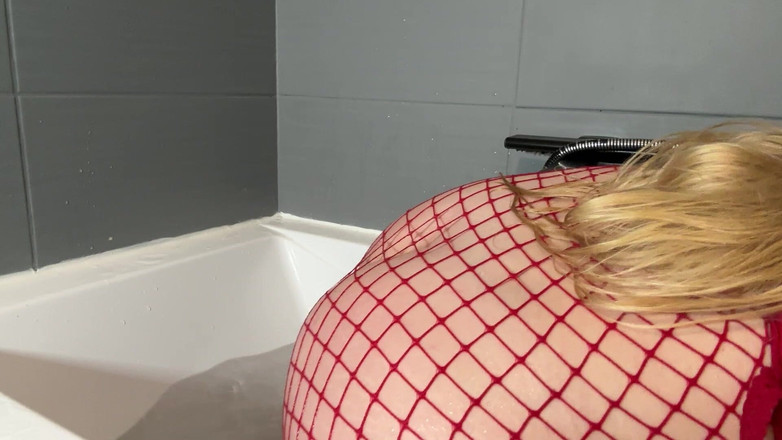 Miley Grey: Can You Help Me Wash My Body?