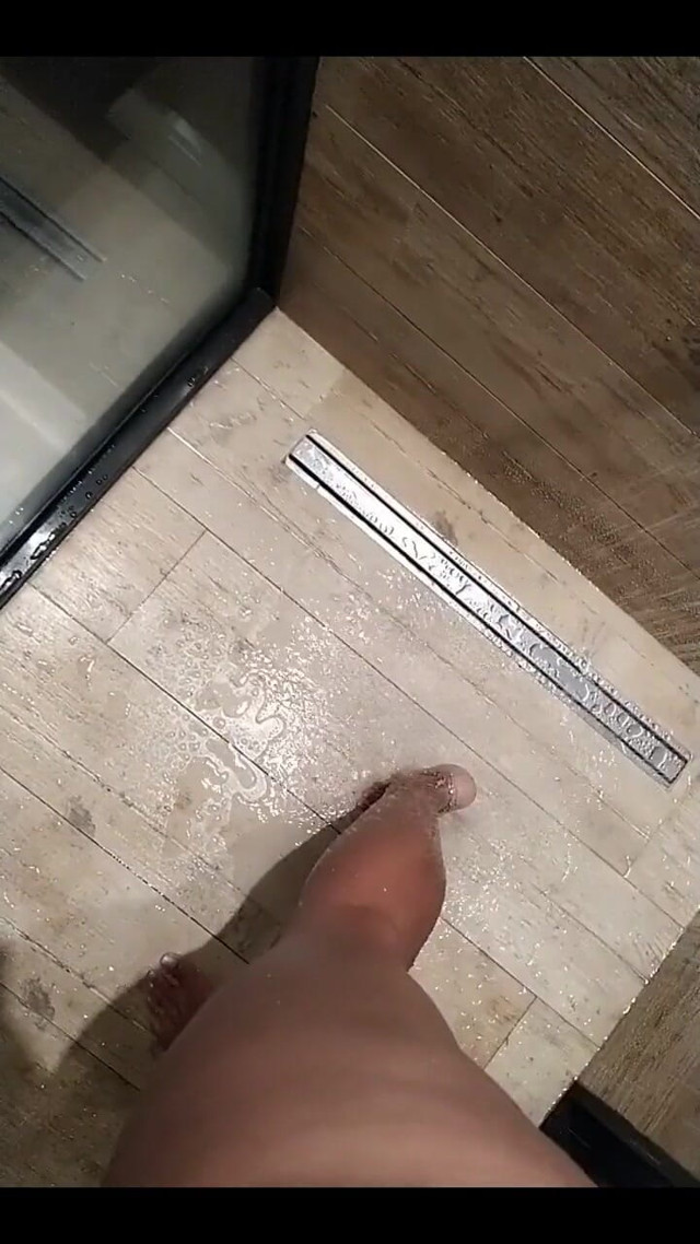 137077517.mp4 (Kiffa Feet) 137077517.mp4 (Kiffa Feet)