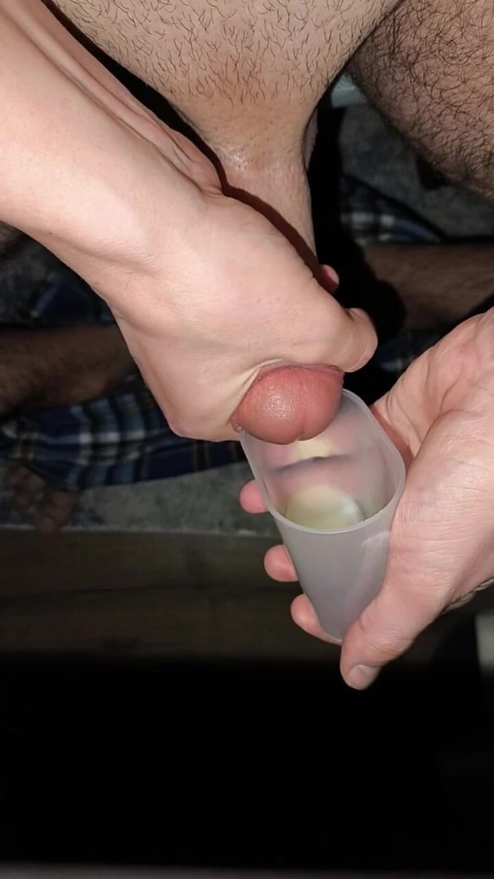 Cummyboy90: Välsmakande grädde 02