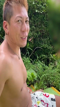 Pohodový podzemní idol