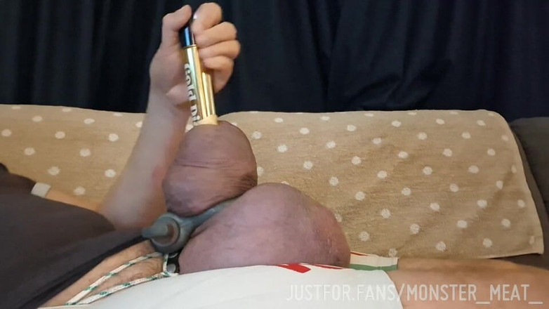 Monster_Meat_: Vibrátor mě dělá