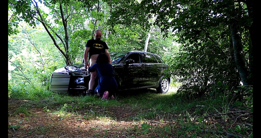 Toilet Mommy: 吮吸同事的鸡巴