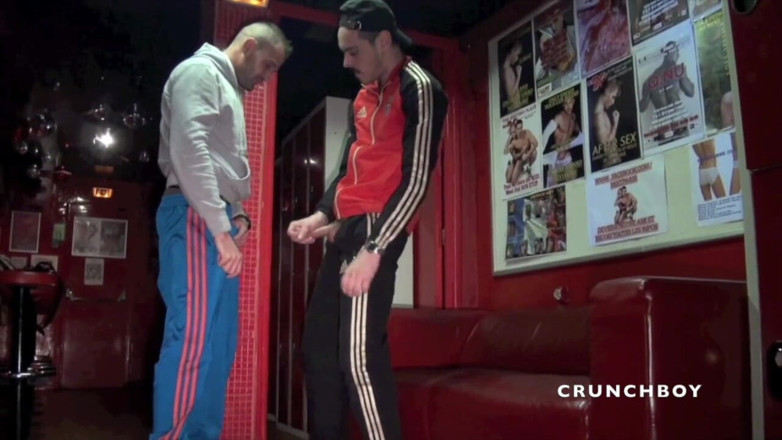 STRAIGHT BOY CURIOUS: Mike की seyx द्वारा चुदाई सीधे marrocanboy