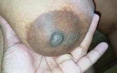 火辣胸部印度妻子