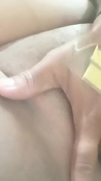 Cô vợ mallu vú to nóng bỏng phun nước
