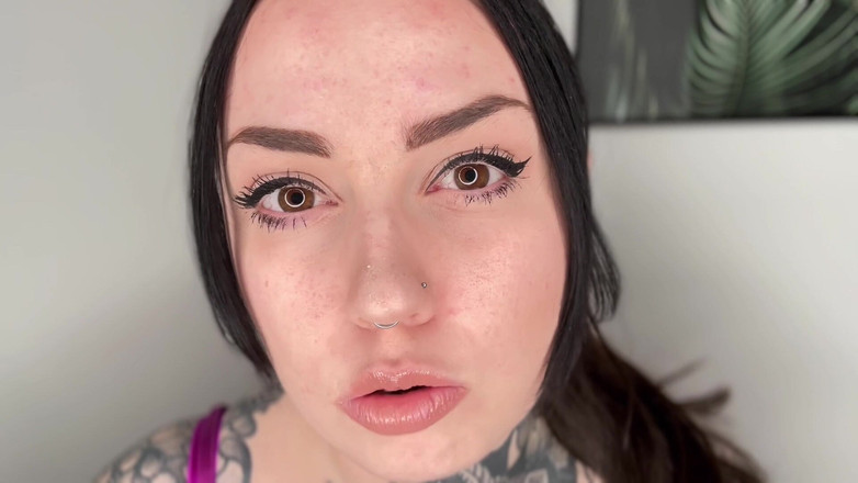 Miss Valentina: Oogcontact betoverende