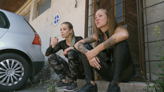 Cruel Anettes fetish world: Kouření a plivání na schodech