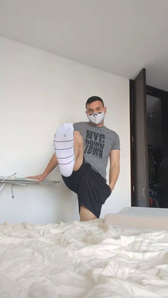 Tomas Styl: Pemujaan kaki pria #5