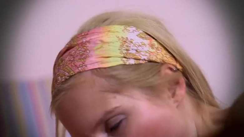 German amateur - 100% German hardcore videos: Skinny blonde girl fuck him on her bed