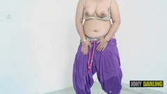 Jony Darling: Стриптиз, танец