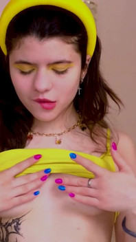 Wet Lazy Blowjob From a Slutty Girl