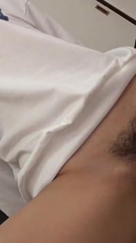 10 ragazze comuni che sono dilettanti ma sono estremamente eccitate dalla masturbazione con dildo