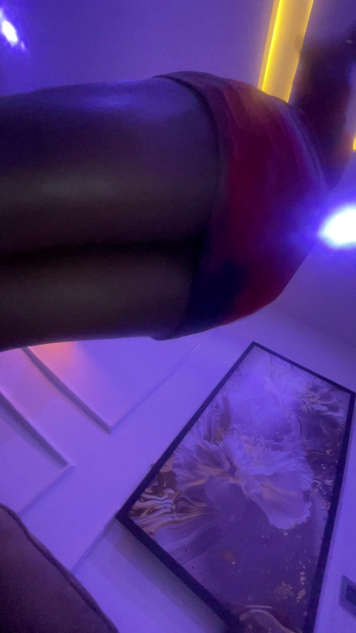 DivaHouz: Slim Ebony African Goddess Short Dress Dance Foot Fetish