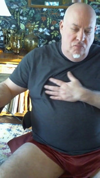 Bear Jerks off on Cam Makes Guy Watching Shoot