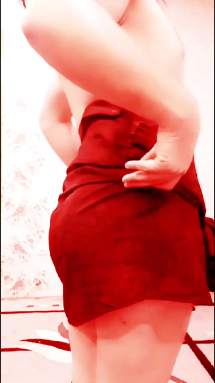 Kitty_Cross: Eşcinsel kadın kılıklı travesti beyaz büyük götlü büyük götlü kız...