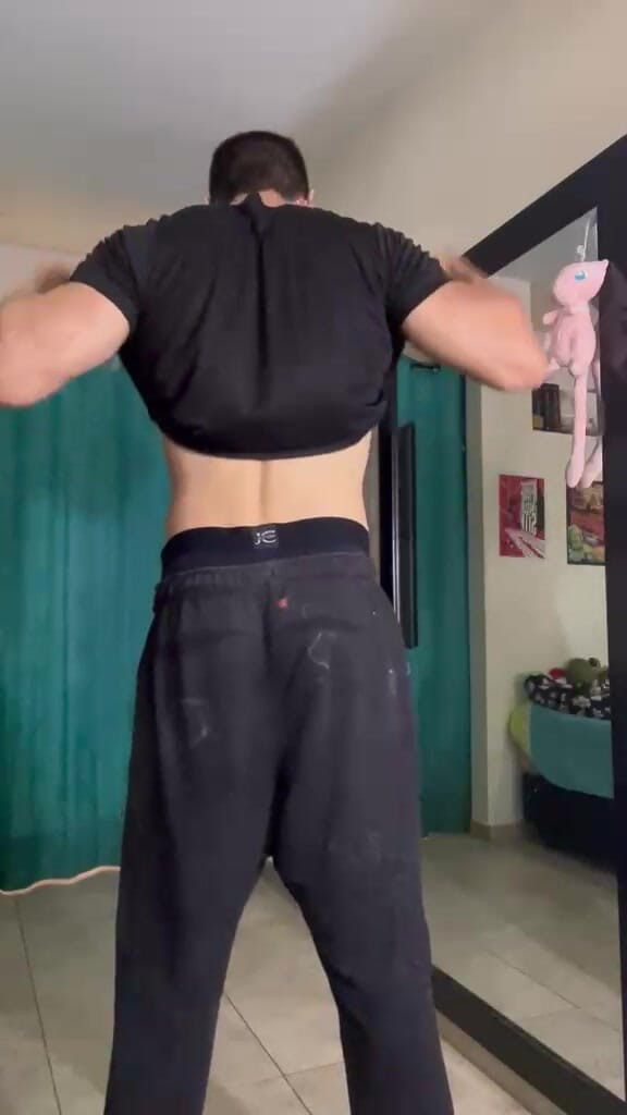 MrMusculos Colombia: Mr Muscle Tiago Florez You Flex the Muscles of His...