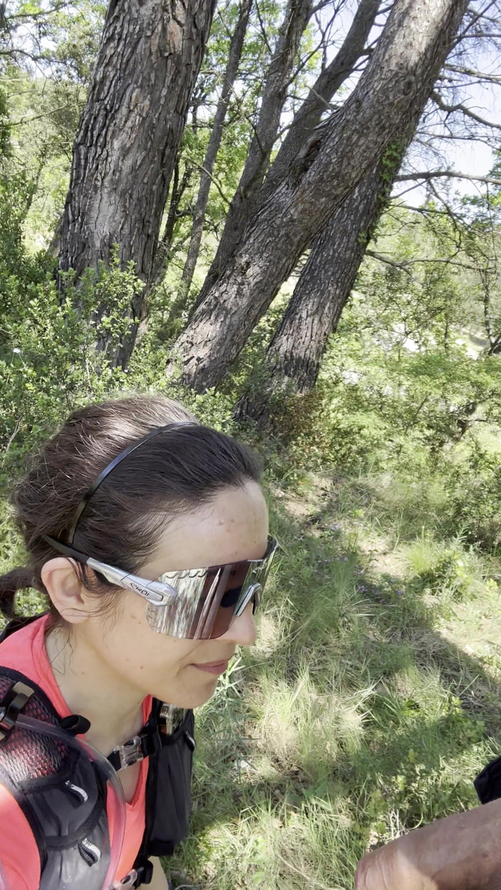 Dazzlingfacegirl: Blowjob beim wandern