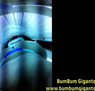 Camargo Hotwife: Preparing for the lover in the tanning booth