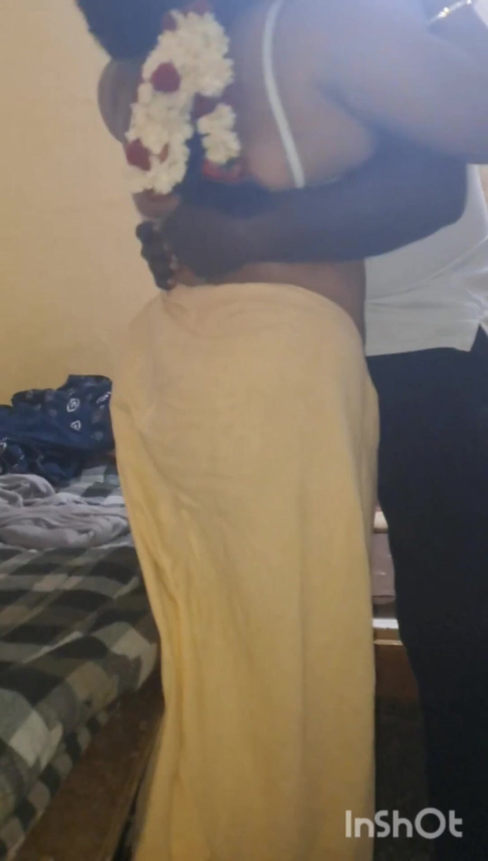 Benita sweety: Tamilische amma und junge heißes video
