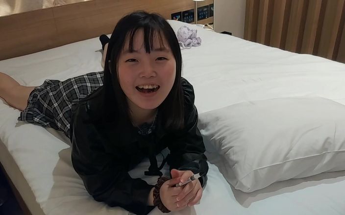 tomometal65: Uniform Saku-chan mag den rücken