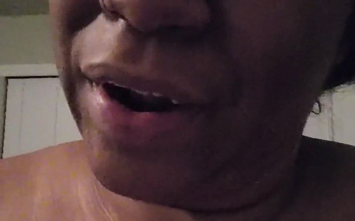 Josie4yourpleasure: I'm a sleepy baby