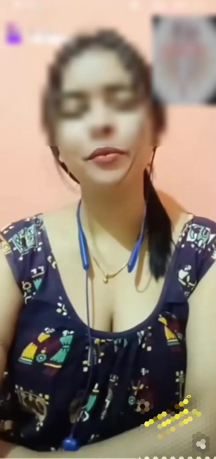 desi hot girl: Бенгальская горячая сексуальная видео