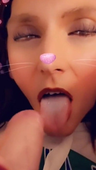 Sissy selbstgespritzte gesichtsbesamungs-zusammenstellung