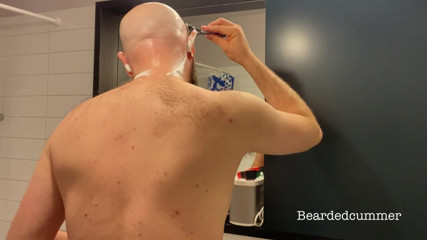 Beardedcummer: Stepdaddy bear shaves his bald head, no cum
