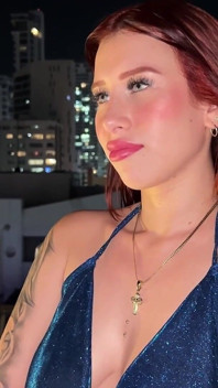 Saya membuatkan suami saya cuckold dengan jurugambar yang saya temui di bandar lain - saya mengongkek orang asing semasa suami saya di tempat kerja