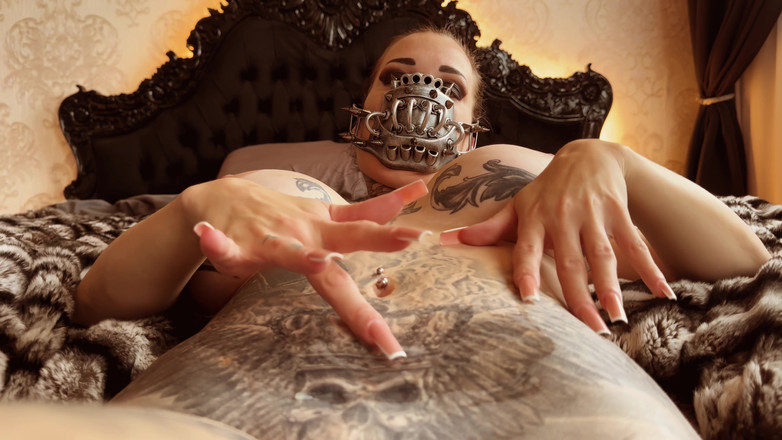 Miss Alessa Milano: Halloween met Bad Maxine