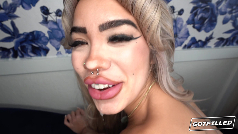 Got Filled: Gotfilled Luna Luxe otwiera swoją cipkę na spermę