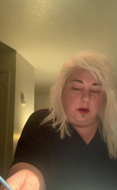 BlancaGirlBBW: Pagi-pagi!