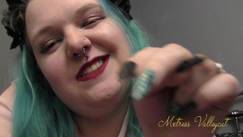 Mxtress Valleycat: Teaching you to worship my fingers