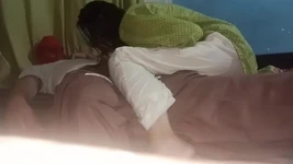 배다른 오빠와 섹스하는 배다른 여동생