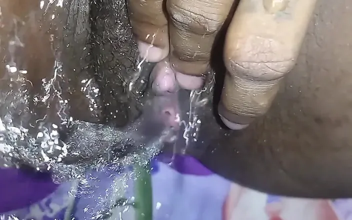 Super sexy ebony cuties: Stimulating My Pieced Clit Fingering My Hairy Pussy Close up...