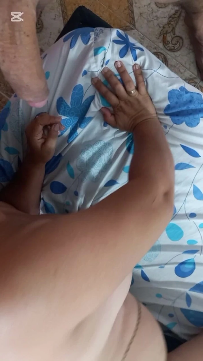 Valkyrieandluigy: Chubby Beautiful Busty