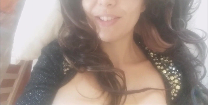 savannahamatoriale: Ibu tiriku jadi sange berat saat lagi sange berat