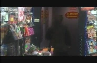 CBD Media: ピンクの乳首を持つ巨乳店の従業員が勤務中に激しく犯される