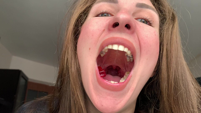 Chewing Gummy Bears (Fetish Nirvana)