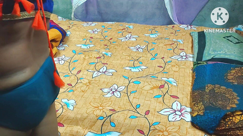 Priyanka xxx: Свекруха трахається всю ніч