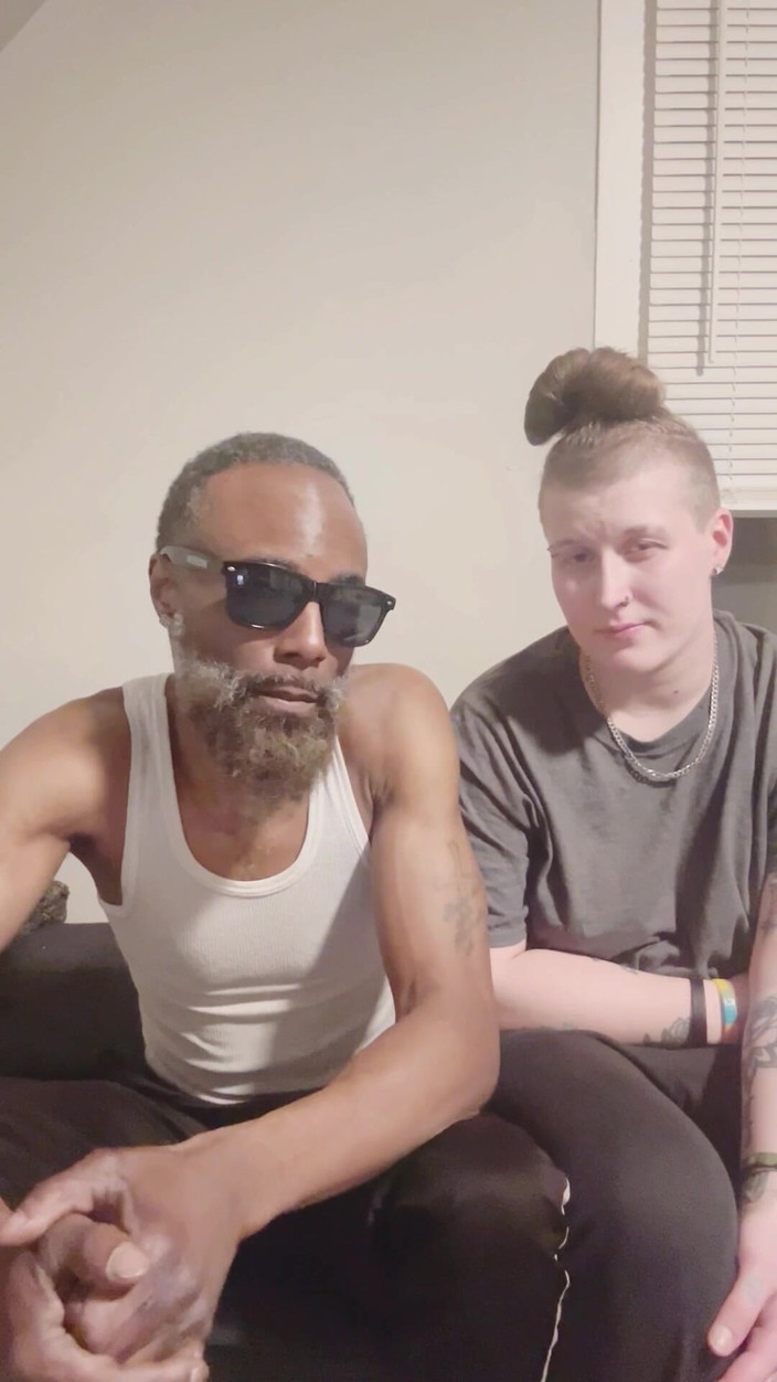 Thekookiejar: おてんば娘がプライド月間に激しく犯される