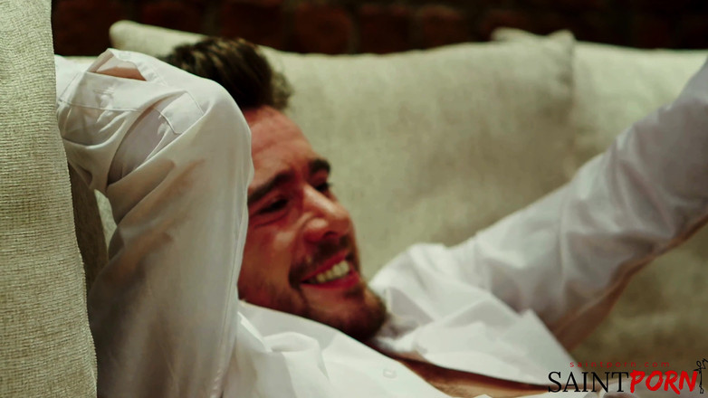 SaintPorn: Victoria Summers - идеальная домохозяйка