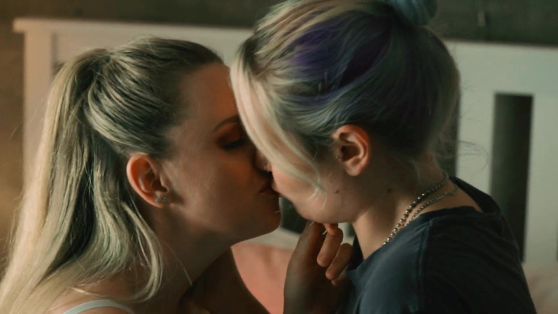 CharlieForde: Sin Etiqueta Con Charlie Forde, Violet Devine