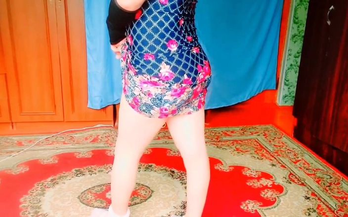 Kitty_Cross: İç özgüvenini kucakla: travesti Kitty'nin dans ilhamları