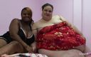 Full porn collection: Interracial lesbisk knull med extremt feta milfs och sexleksaker