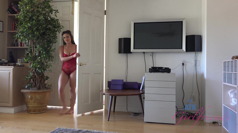 ATK Fans (Girlfriends): Virtual handjob/blowjob/footjob with jaye summers and blair summers