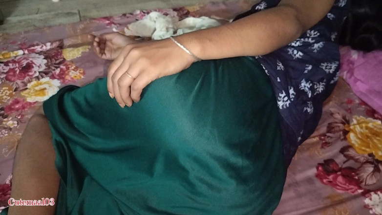 Cutegf: Istri teman yang menarik mengisap keras.