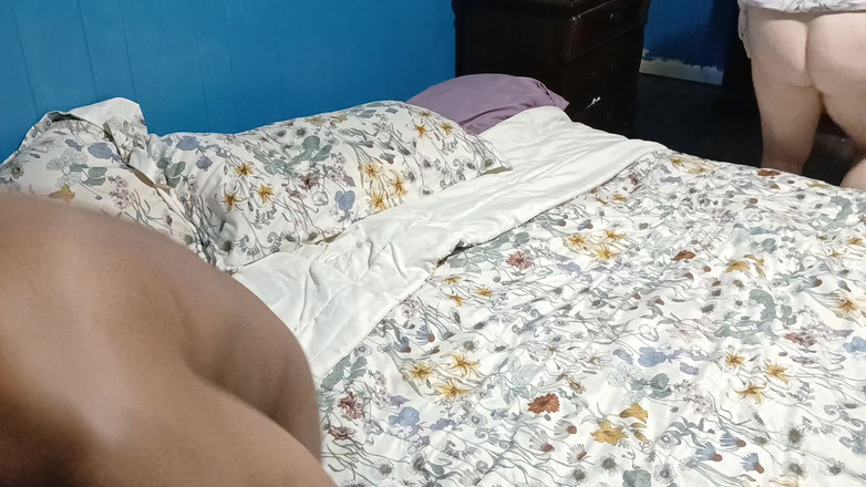 Sloppylynn: Cur alb alb pizdă umedă și gata a călărit pula aia...