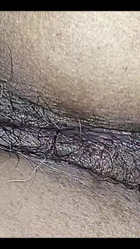 我毛茸茸的阴户饿了